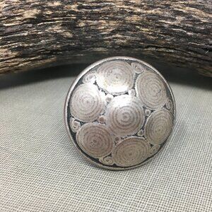 Expandable Embellished Round Dome Silver Tone Swirl Beige Enameled Ring